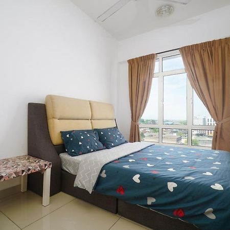 Lovely 2Br Majestic Condo 6 Pax Pool View Іпох Екстер'єр фото