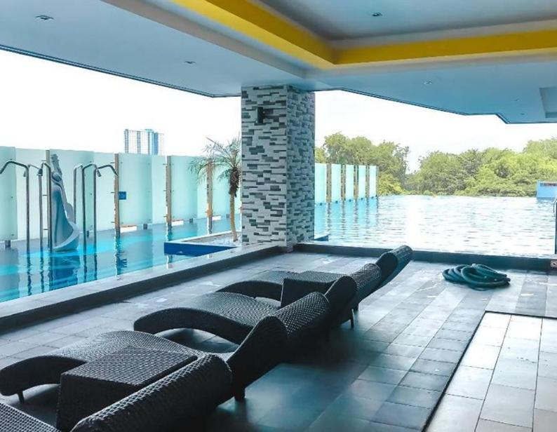 Lovely 2Br Majestic Condo 6 Pax Pool View Іпох Екстер'єр фото